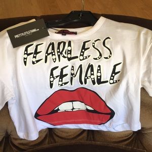 PrettyLittleThing Tops - Crop tee With graphic on it PrettyLittleThing Tops - Crop tee With graphic on it